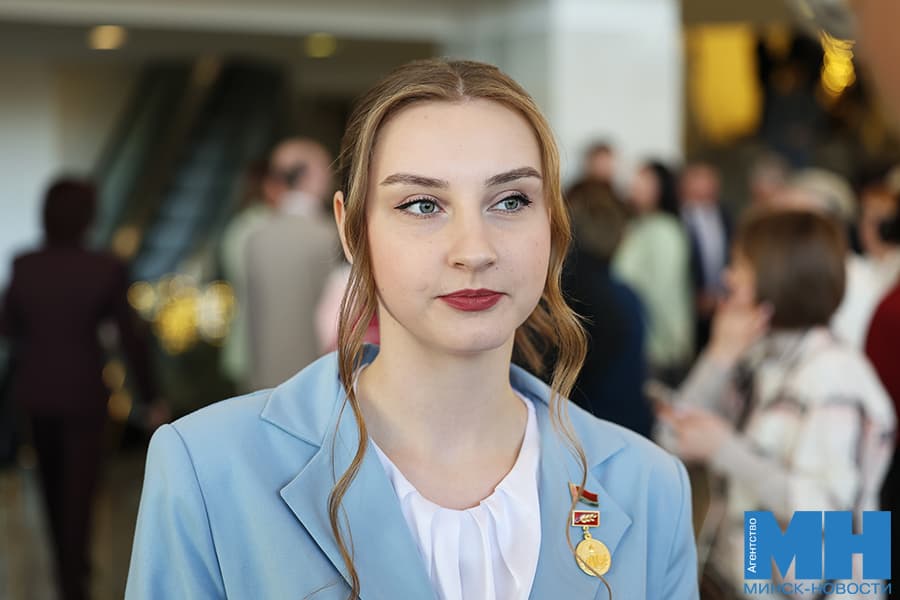 2026 10 02 obrazovanie uchitel goda malinovskaya19 kopiya