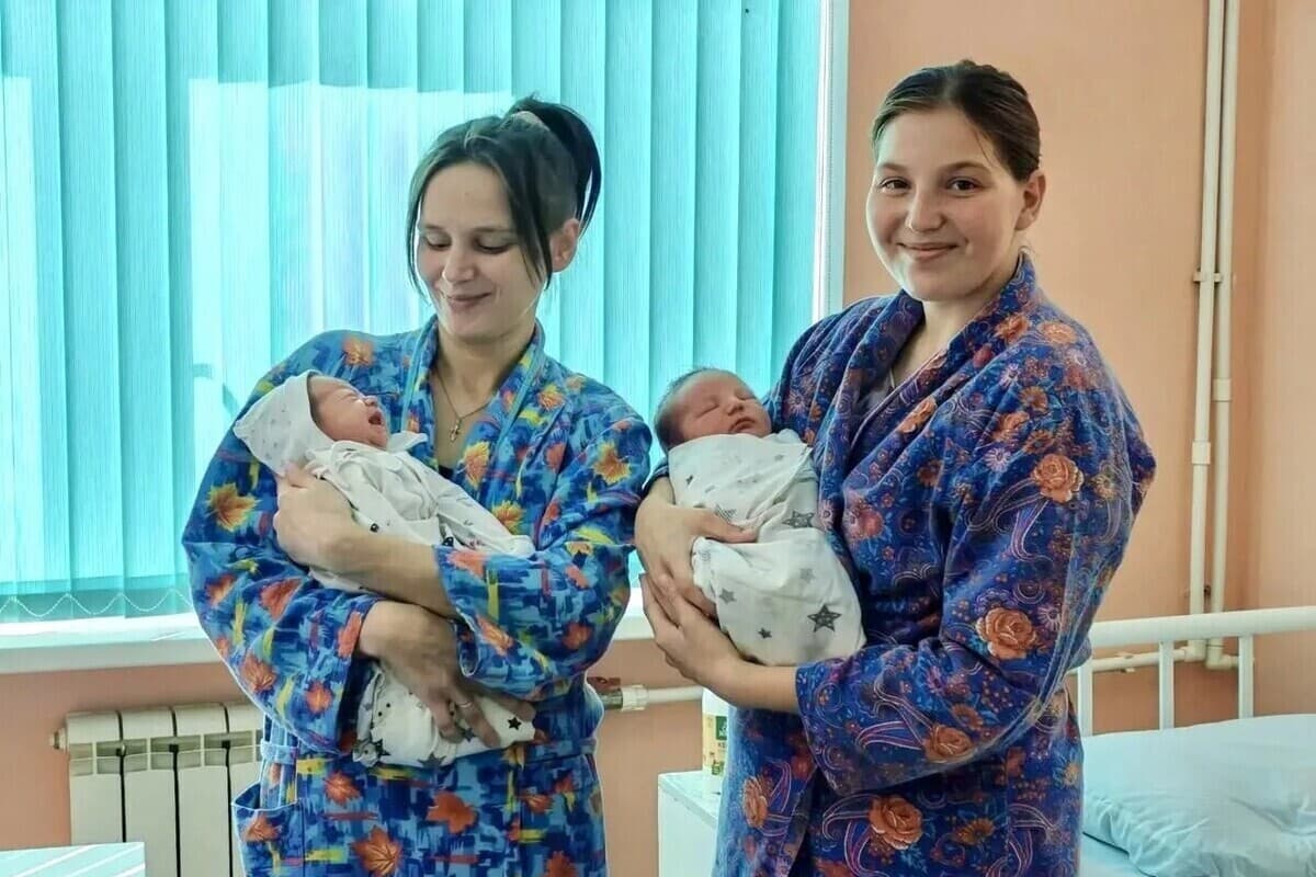 В Серпухове две сестры стали мамами в один день