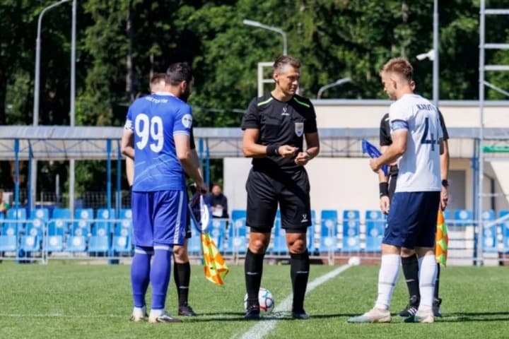 Футболисты «Ленинградца» сыграют матч с командой РПЛ без болельщиков