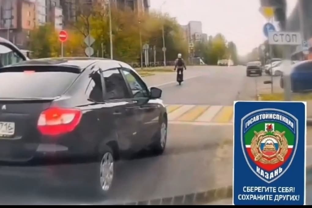 В Казани парень на моноколесе пострадал в ДТП