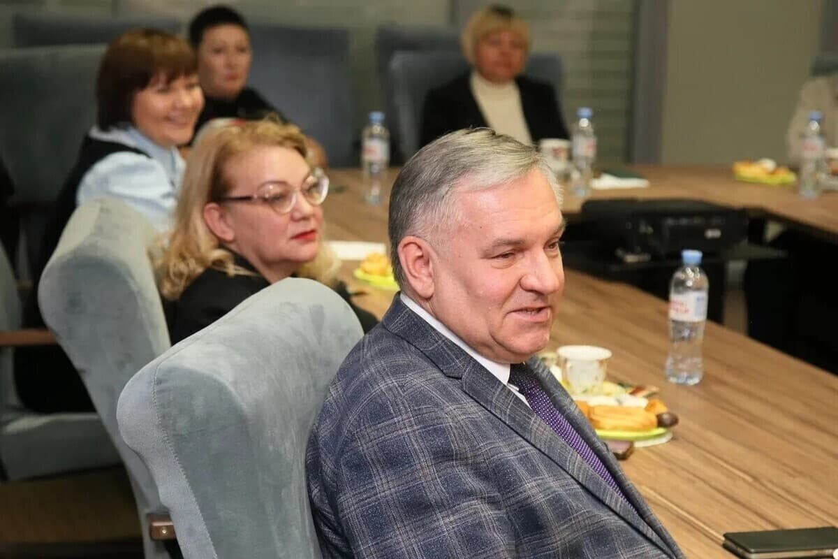 Калужские педагоги побывали на встрече без протокола