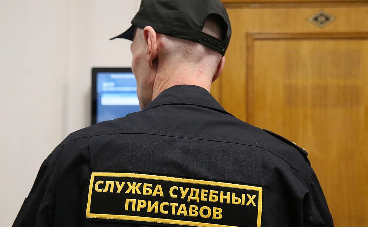 Приставы начали арест средств организаторов концерта Канье Уэста