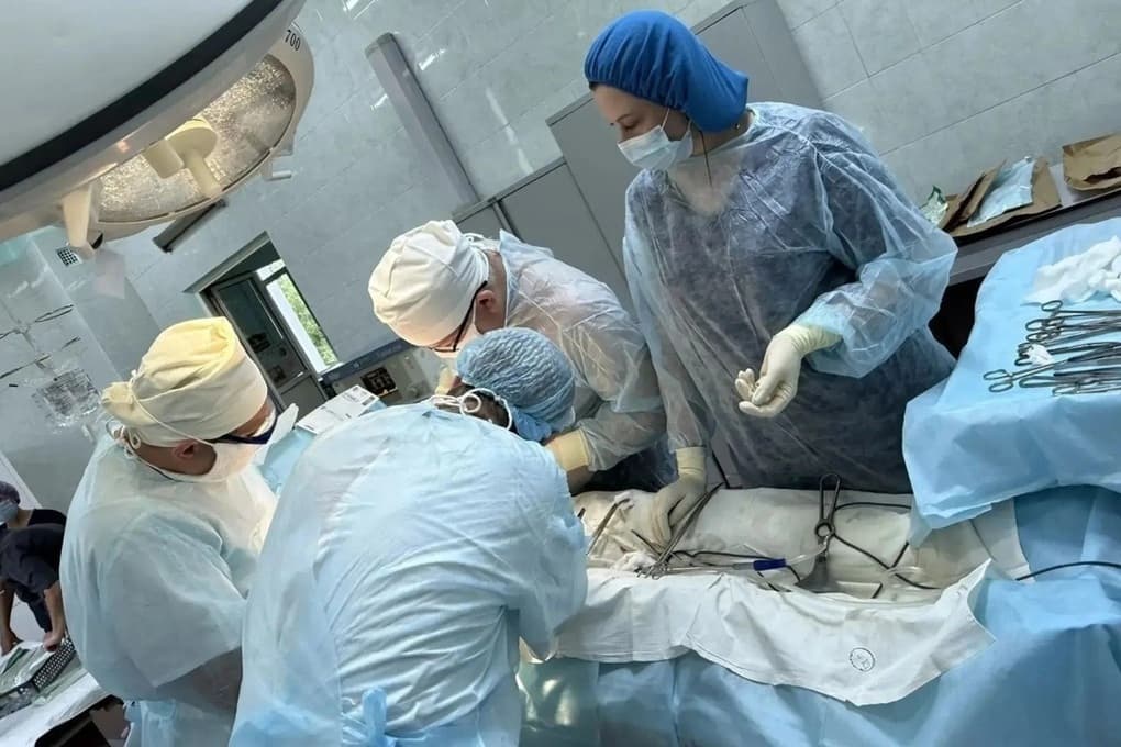 Surgeons rescue man with critical stomach narrowing