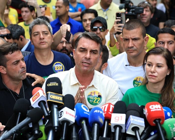 La carrera presidencial de Brasil para ir a la segunda vuelta mientras Flávio Bolsonaro lidera el titular Lula