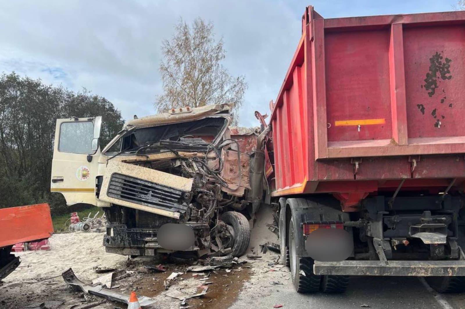 In the Miorsky district faced two MAZ drivers were injured