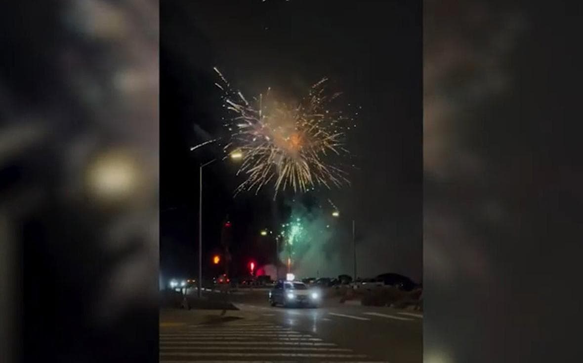 In San Francisco, there was a large-scale show of banned fireworks. Video
