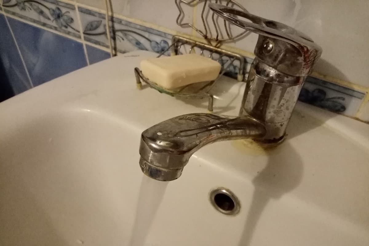 Without water met Tuesday part of the Lipchan