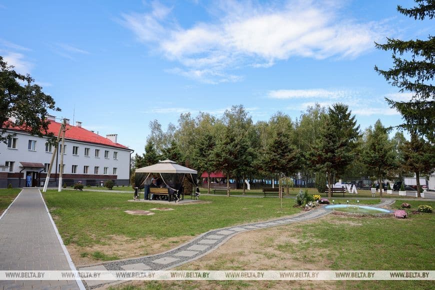 This update is not completed: in the depths of the territory continues the reconstruction of the boiler house – it is responsible for heat in the buildings. At the moment, the commissioning work is being completed.