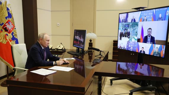 The main thing about the opening of Putin complex for the production of electric batteries
