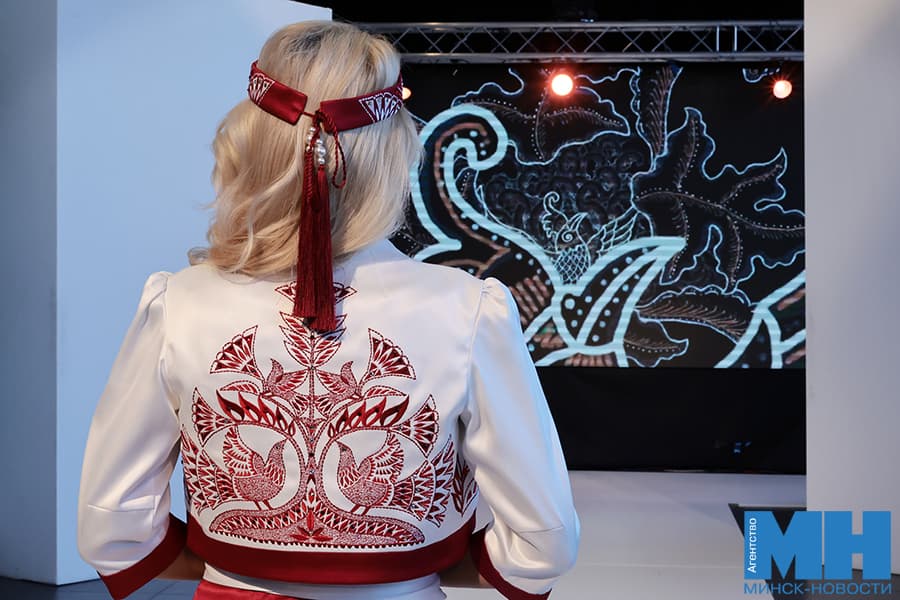 2026 10 07 kultura shkola krasoty vstrecha s rukovodstvom i uchastniczej konkursa mrs world - 2026 miczevich 13 kopiya