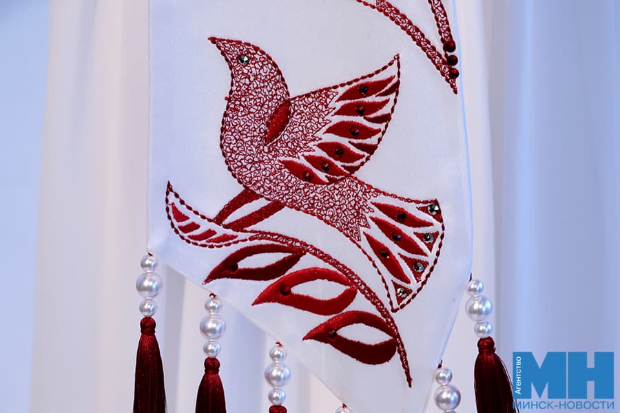 2026 10 07 kultura shkola krasoty vstrecha s rukovodstvom i uchastniczej konkursa mrs world - 2026 miczevich 15 kopiya