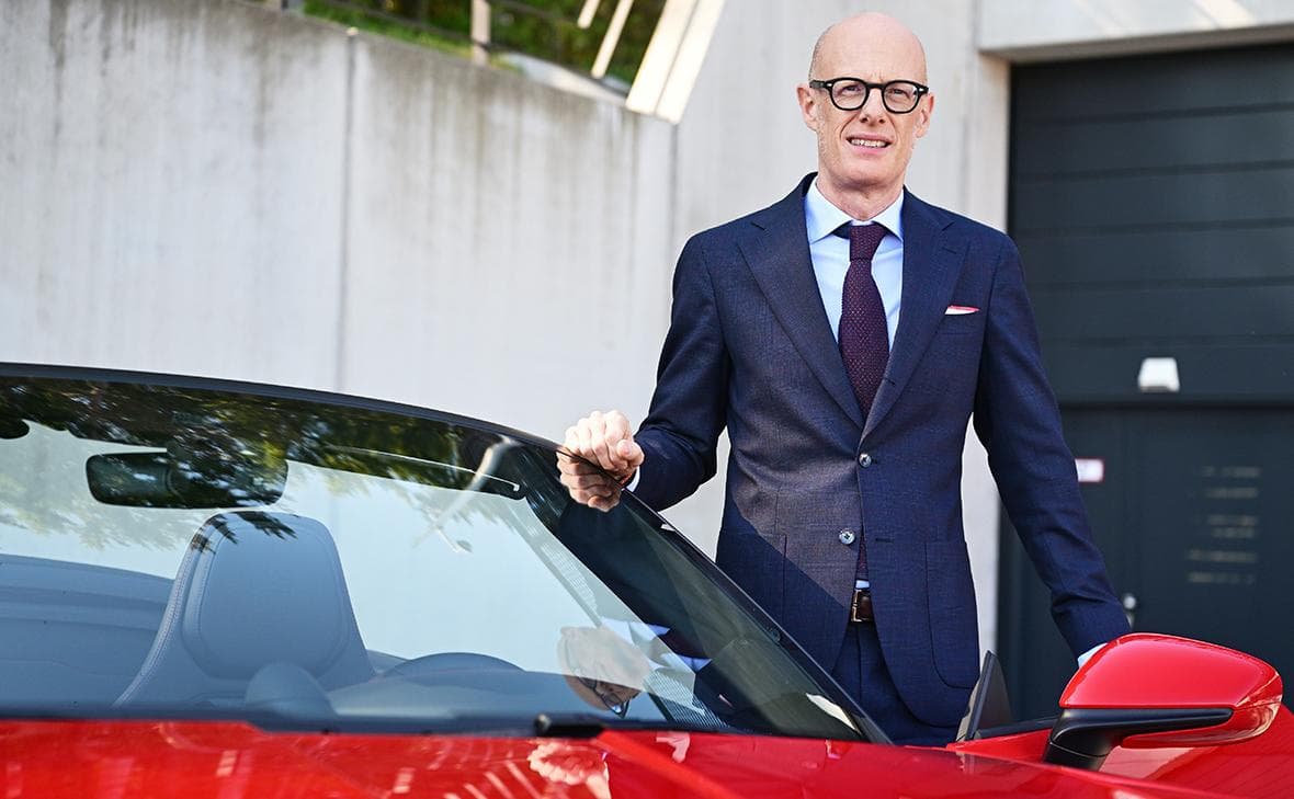 The head of Porsche decided to cut 40% of management to save the company
