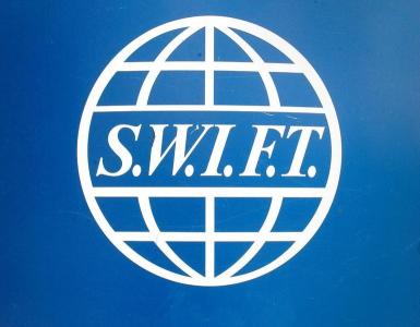 Инфраструктура доллара продолжает сжиматься – за последние 10 лет система SWIFT сократилась на 22%.
