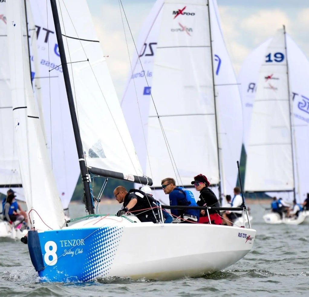 Второй этап Tenzor Elite Cup 2026 стартовал на Минском море в День Независимости Беларуси
